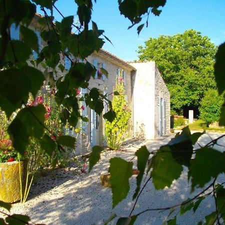 Chambres D'Hotes Domaine Le Fragnaud Saint-Porchaire 외부 사진