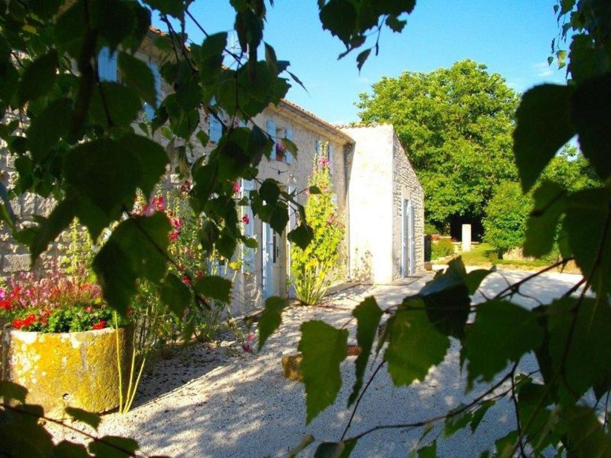 Chambres D'Hotes Domaine Le Fragnaud Saint-Porchaire 외부 사진